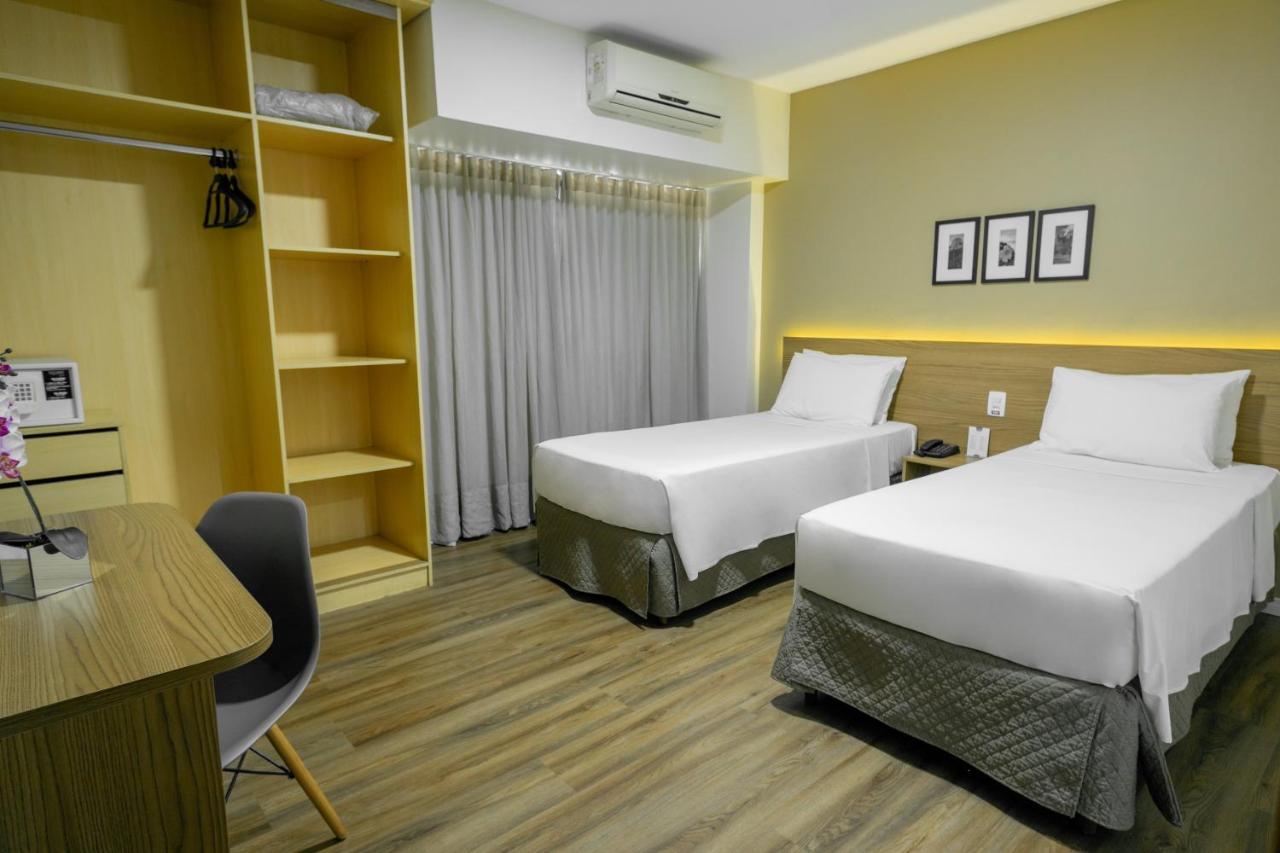 Nobile Suites Diamond Vitoria Bagian luar foto